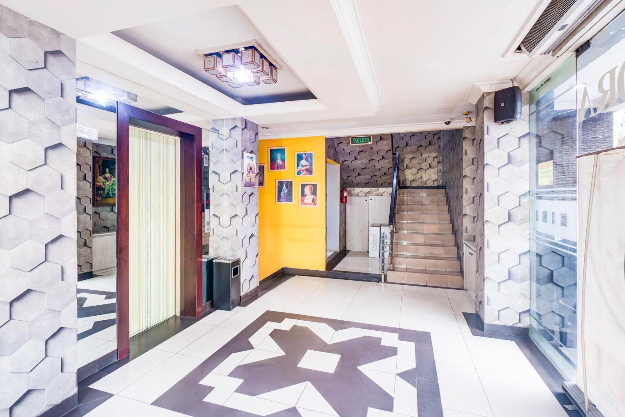 Dancenter Mangga Besar Near Mangga Besar Station Appartement *
